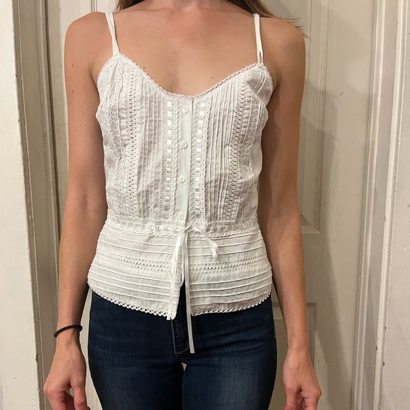 NEW WITH TAGS Marciano white eyelet tank - Picture 2 of 7